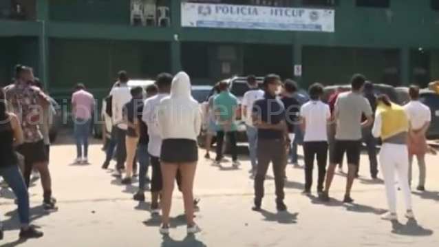 Más De 50 Personas Fueron Capturados Tras Realizar Una Fiesta En Bolivia